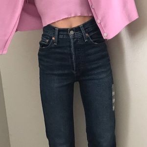 Levis Ribcage Straight